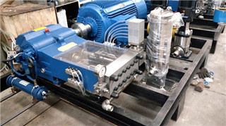 油田開發的注水指的什麼？