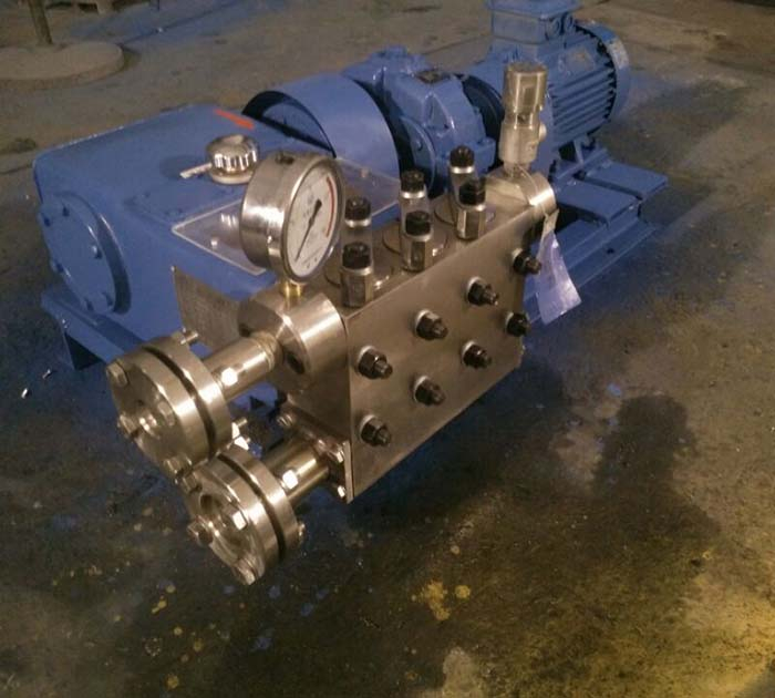 高壓往複式/柱塞式油田注水泵變頻技術應用講解