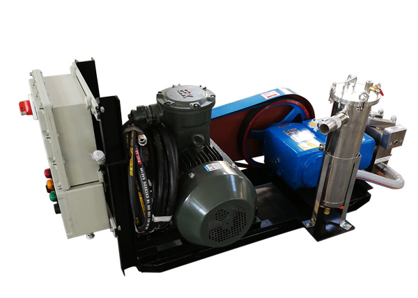 往複式油田注水泵液力端泵頭結構